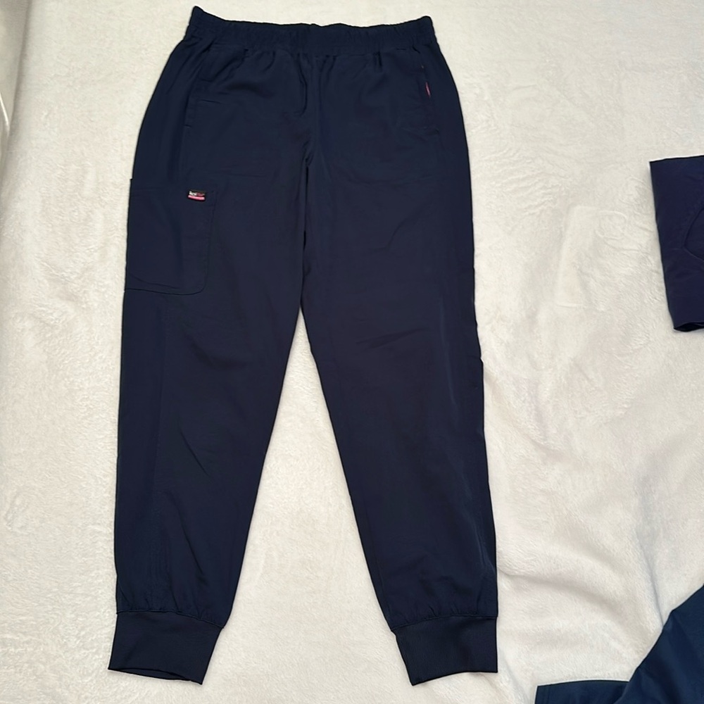 Scrub pants